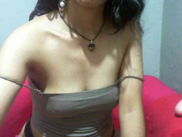 Cyah2 Live Webcam on BongaCams