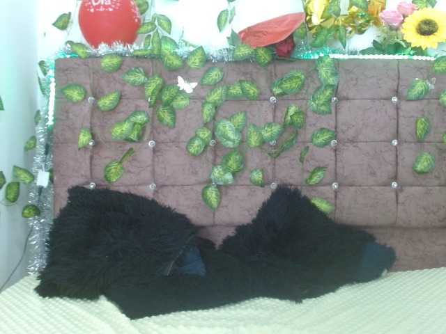 danielavega webcam bongacams model stream image