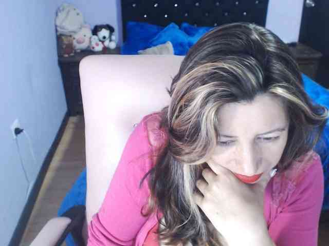 Melissaw1216 webcam