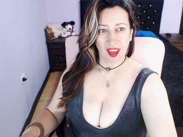 Melissaw1216 webcam