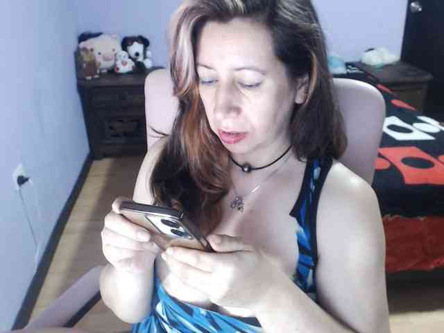 Melissaw1216 webcam