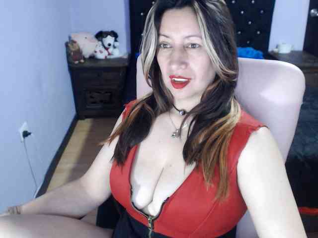 Melissaw1216 webcam