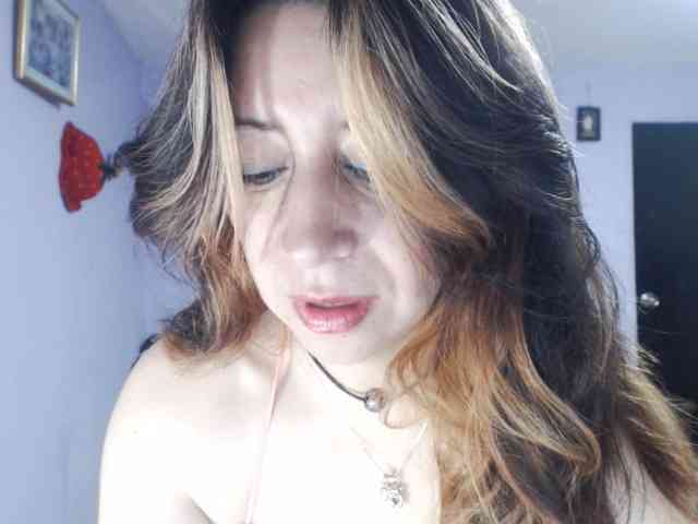 Melissaw1216 webcam