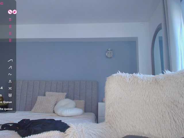 Anna-Lewis's BongaCams show and profile