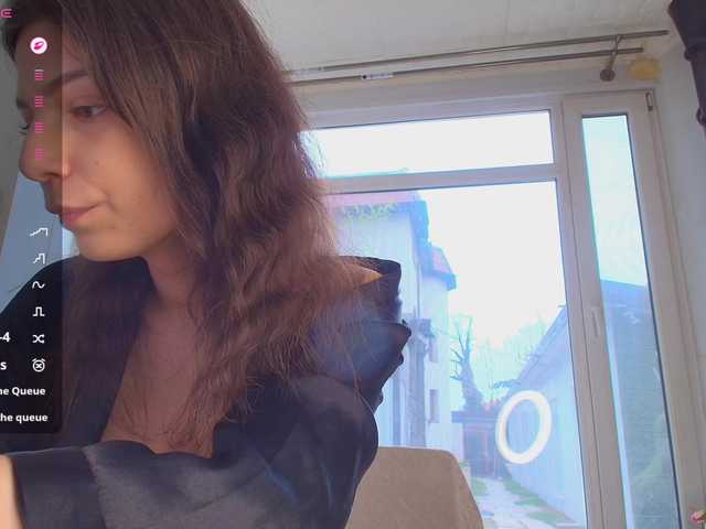 Anna-Lewis's BongaCams show and profile