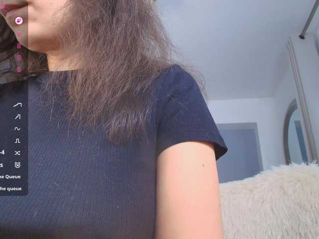 Anna-Lewis's BongaCams show and profile