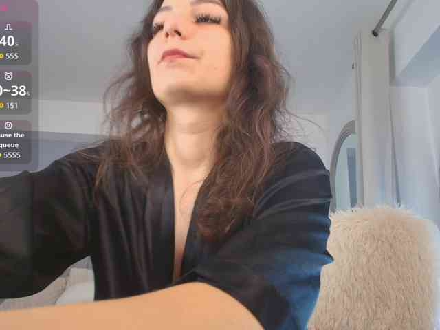 Anna-Lewis Anna-Lewis