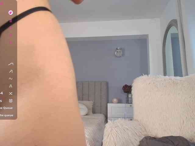 Anna-Lewis webcam
