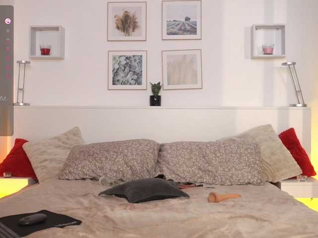 l1ttle-kiki's BongaCams show and profile