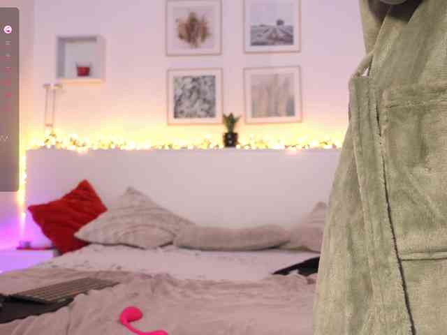 l1ttle-kiki Live Webcam on BongaCams