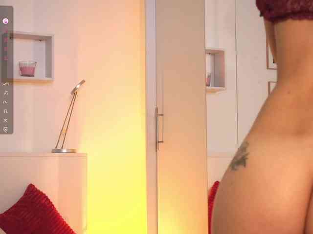 l1ttle-kiki webcam