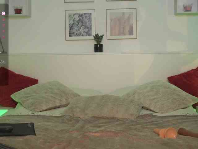l1ttle-kiki webcam