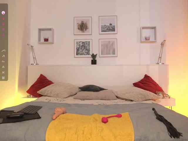 l1ttle-kiki webcam
