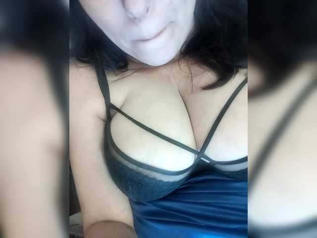 Lanahka's BongaCams show and profile