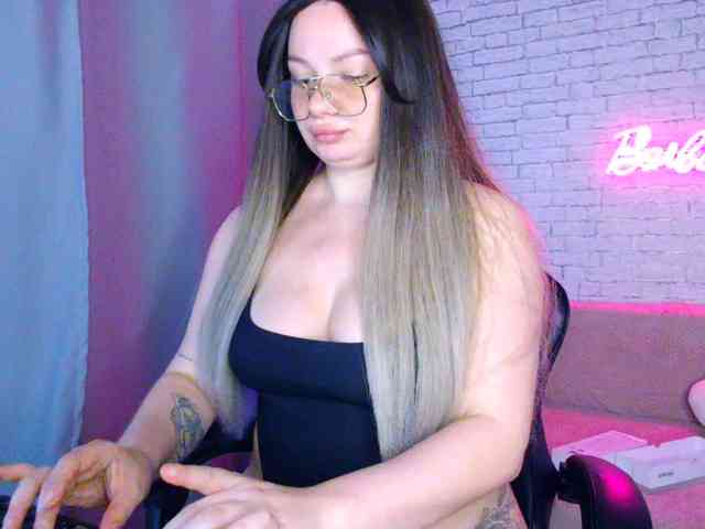 Melissa-shy webcam