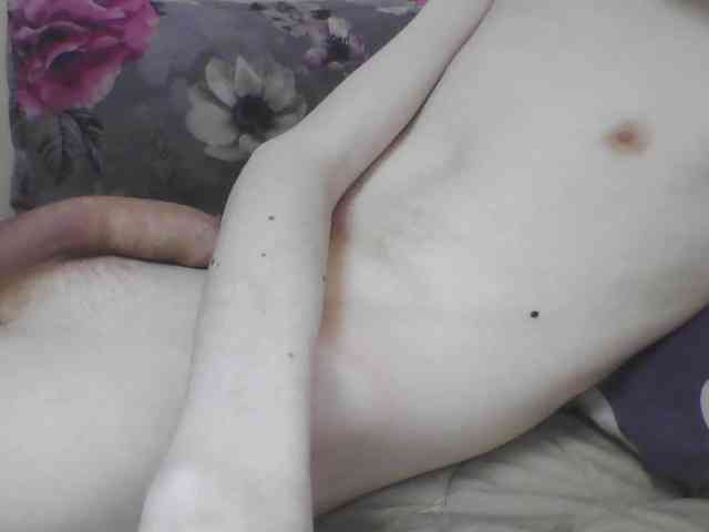 skinnycuteboy