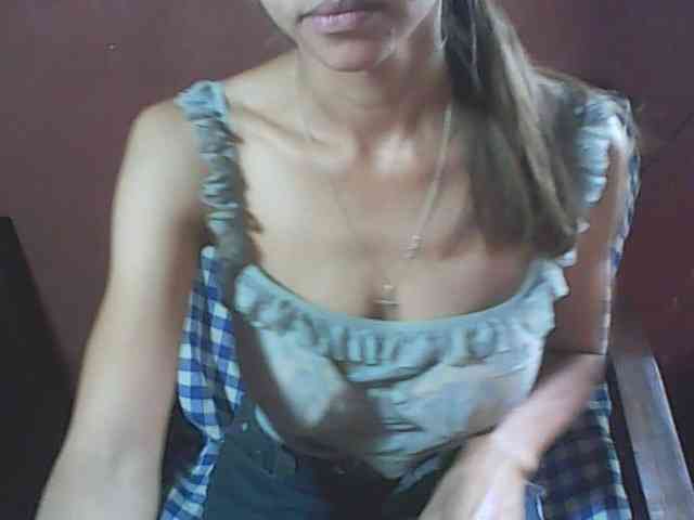 krisnah3 Live Webcam on BongaCams