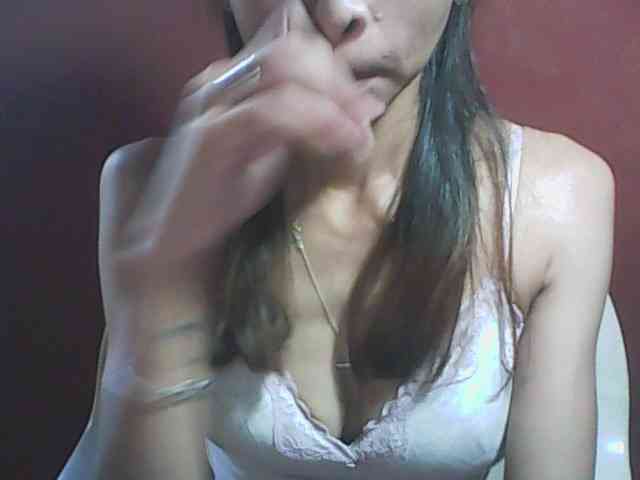 krisnah3 Live Webcam on BongaCams