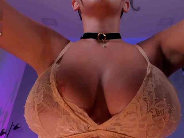 Модель: RoseFerrera