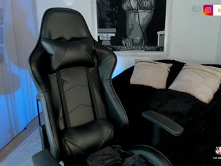 BellaRossi Porn Show