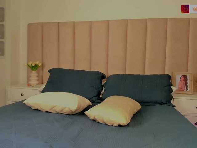 BellaRossi's BongaCams show and profile