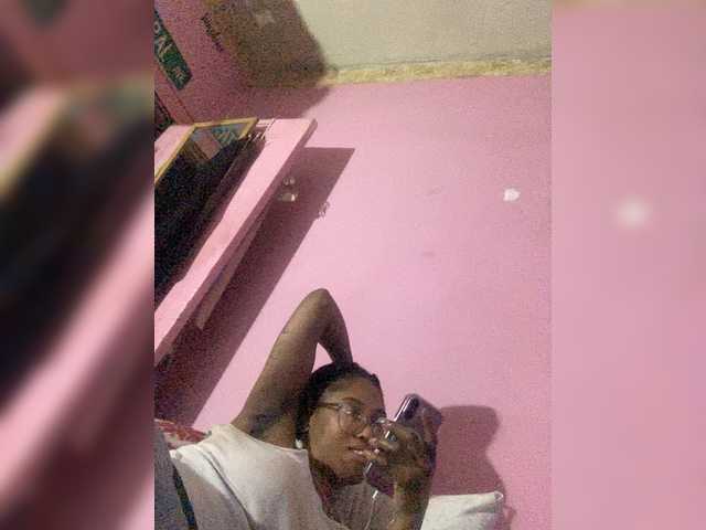 Kiarichikito1's BongaCams show and profile