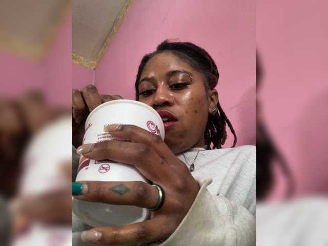 Kiarichikito1's BongaCams show and profile