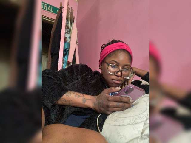 Kiarichikito1's BongaCams show and profile