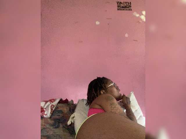 Kiarichikito1's BongaCams show and profile