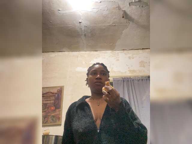 Kiarichikito1's BongaCams show and profile