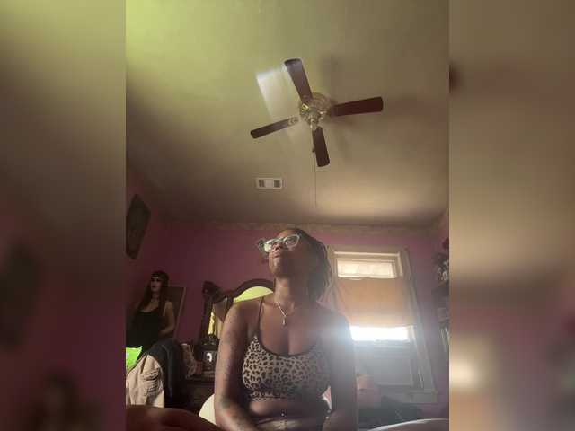 Kiarichikito1's BongaCams show and profile