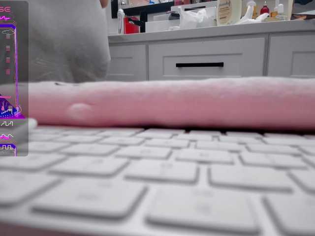 Vesabb's BongaCams show and profile