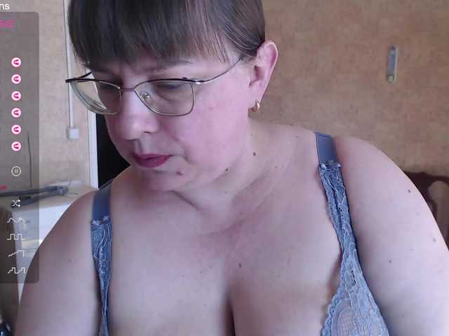 Fox23's BongaCams show and profile