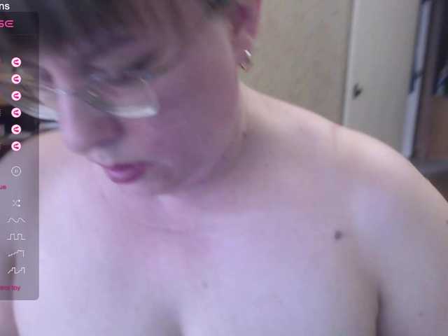 Fox23's BongaCams show and profile