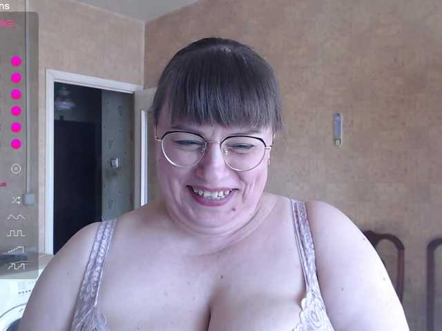 Fox23's BongaCams show and profile