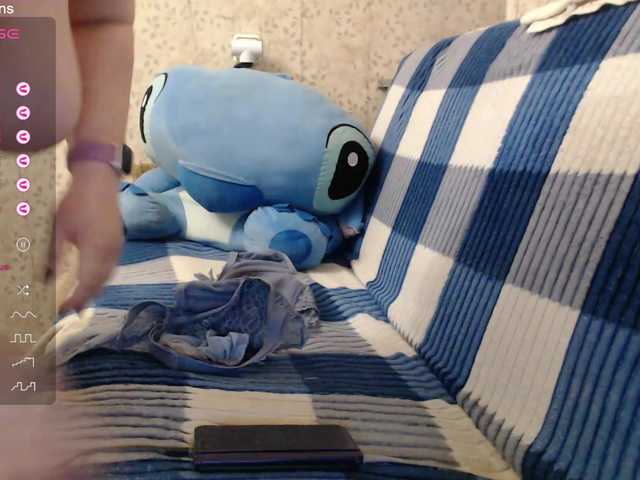 Fox23's BongaCams show and profile