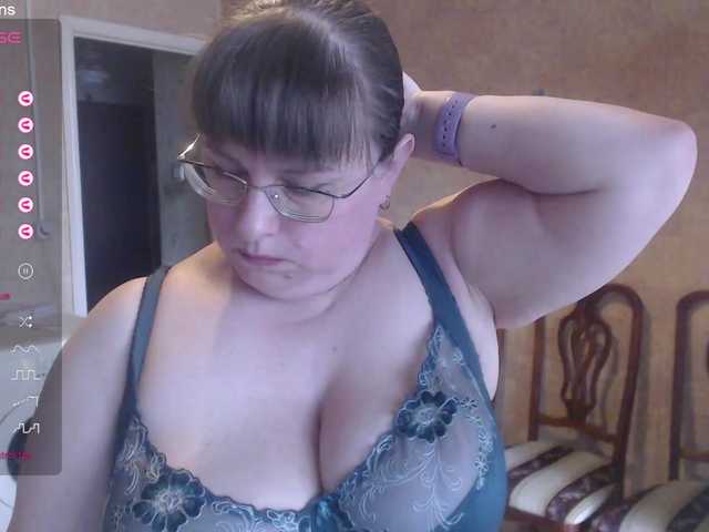 Fox23's BongaCams show and profile