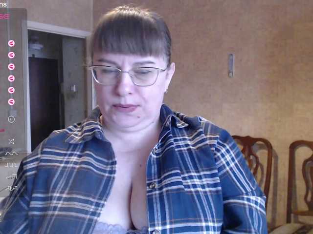 Fox23's BongaCams show and profile