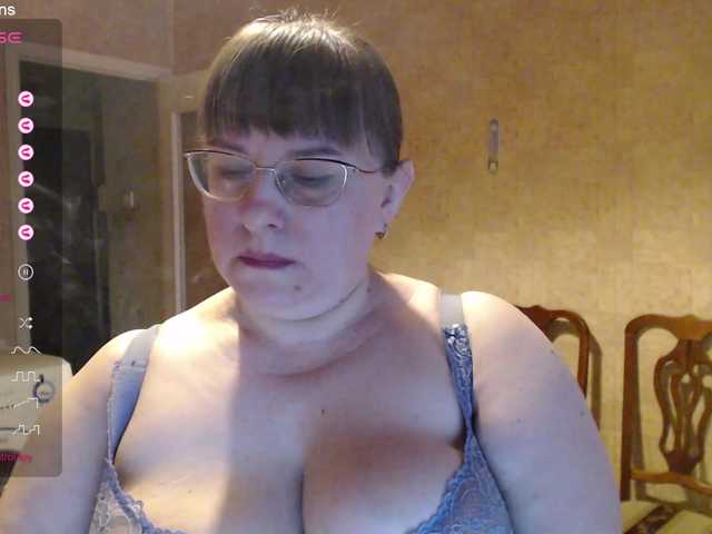 Fox23's BongaCams show and profile