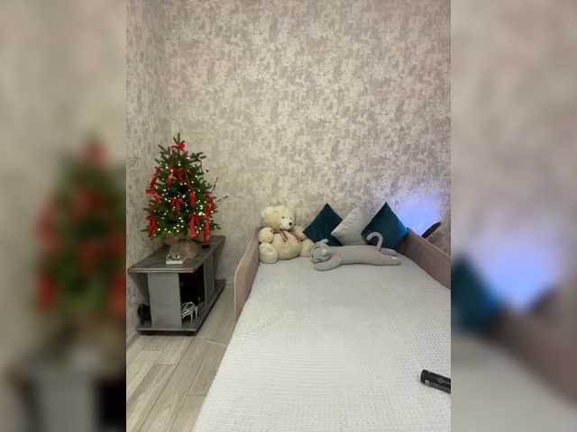 SeXXyMagic's BongaCams show and profile