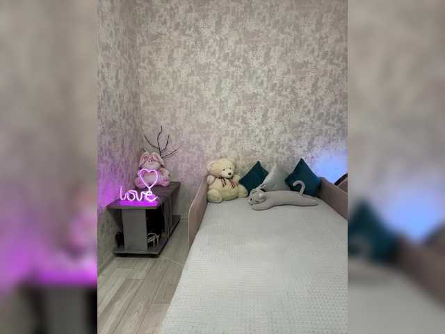 SeXXyMagic's BongaCams show and profile