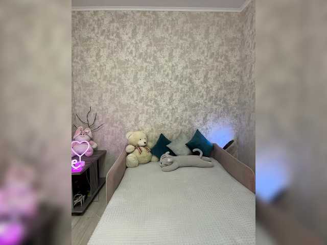 SeXXyMagic's BongaCams show and profile