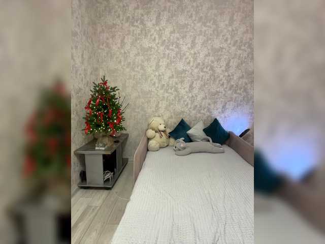 SeXXyMagic's BongaCams show and profile