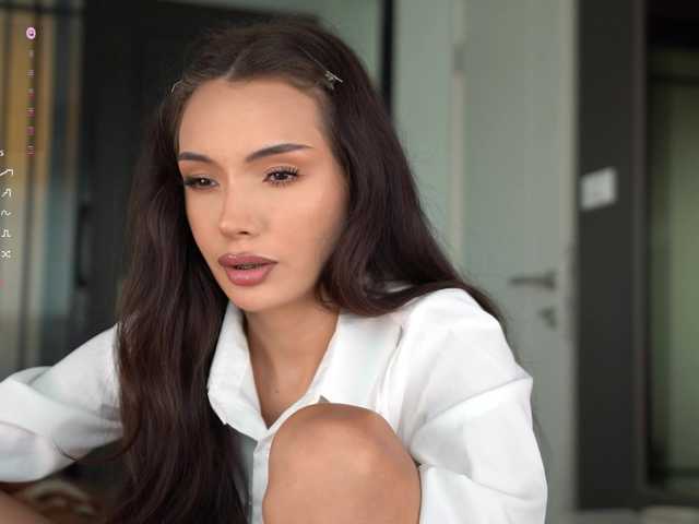elisonni from BongaCams is Freechat
