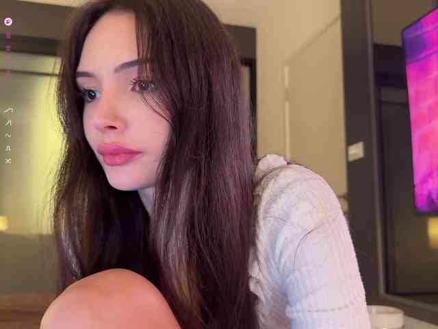 elisonni Live Webcam on BongaCams