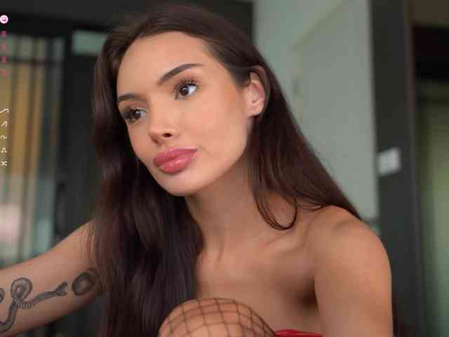 elisonni's webcam live show