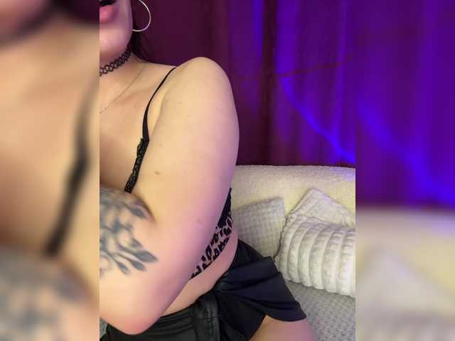 missJasmine07's BongaCams show and profile