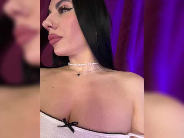 missJasmine07's BongaCams show and profile