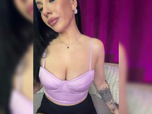 missJasmine07's BongaCams show and profile