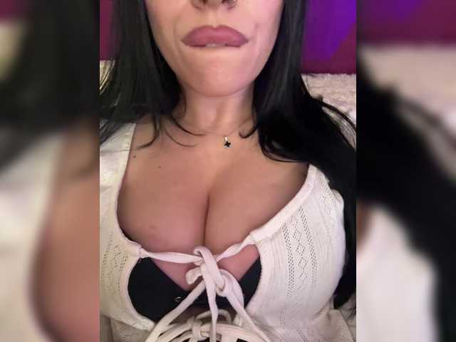 missJasmine07's BongaCams show and profile